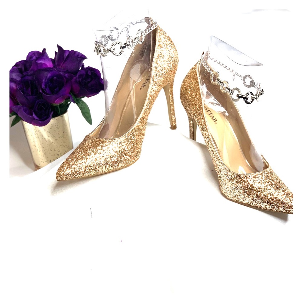 Fierce Rosegold Pump